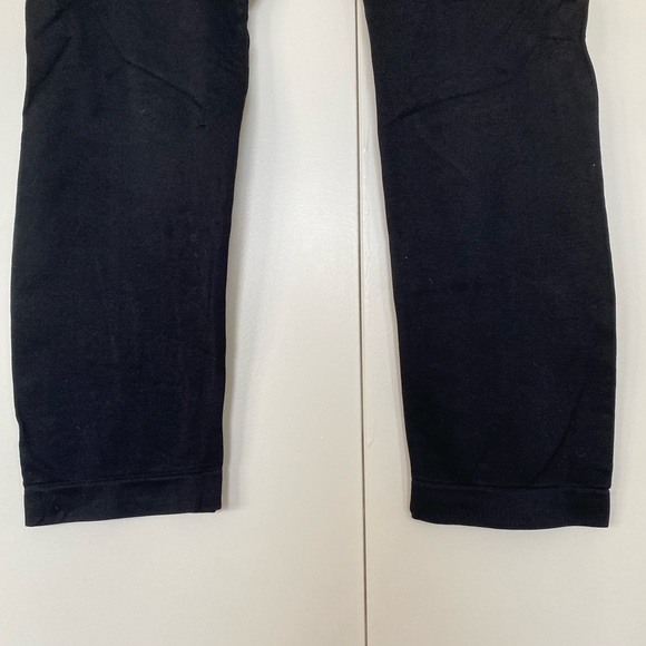 Capri length, Danskin fabric, 92% Nylon 8% Spandex free size - Picture 2 of 3